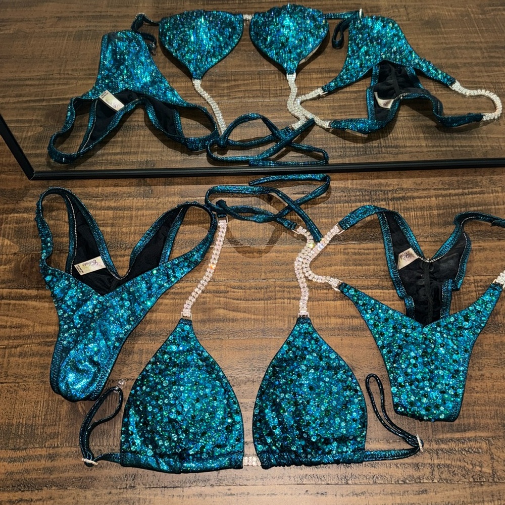 CUSTOM Bodybuilding Competition Bikini / Suit